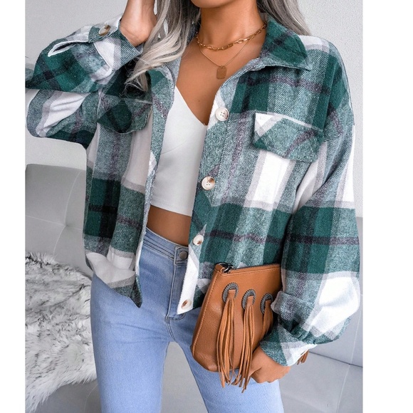 Cozy Plaid Print Button Down Loose Fit jacket Shacket - Picture 9 of 10